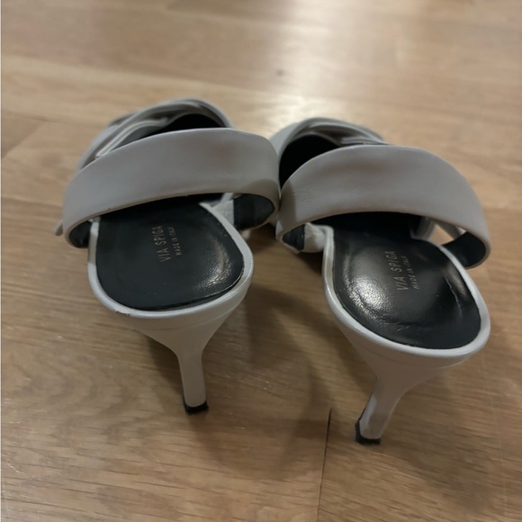 Via Spiga leather upper slingback heel with knot detail - Picture 3 of 6